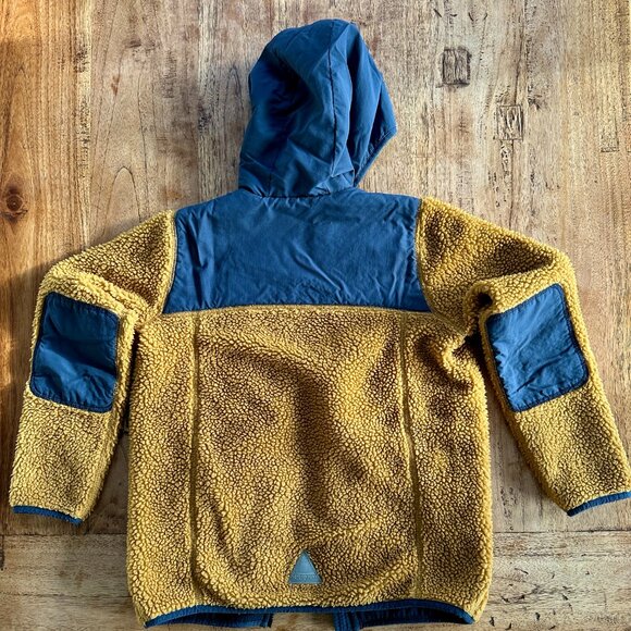 LL Bean Hooded Sherpa Fleece - Picture 3 of 8